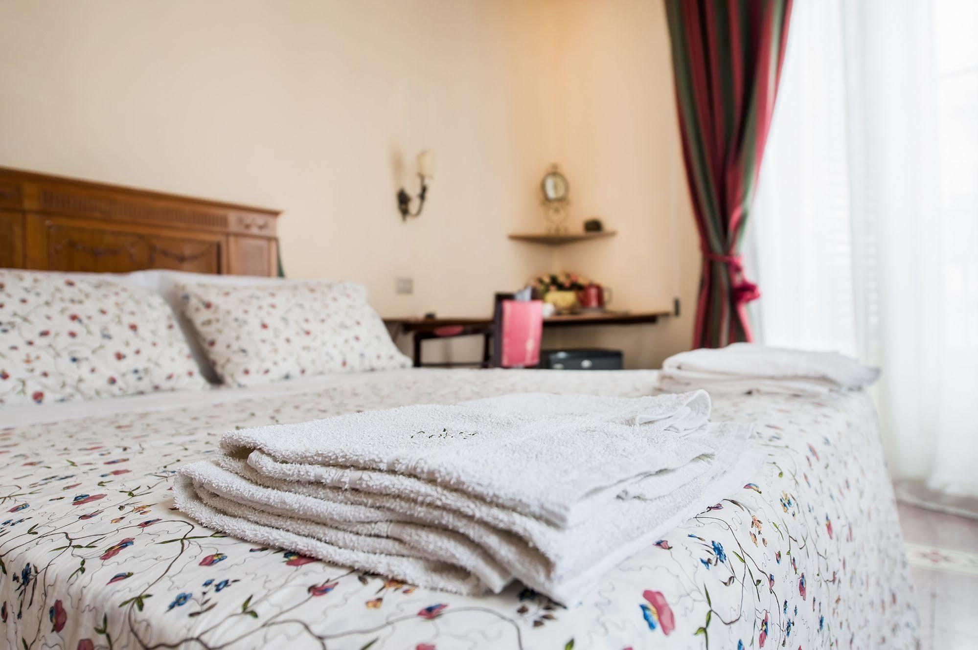 La Casa Di Zoe - Locazioni Turistiche 3* Palermo
